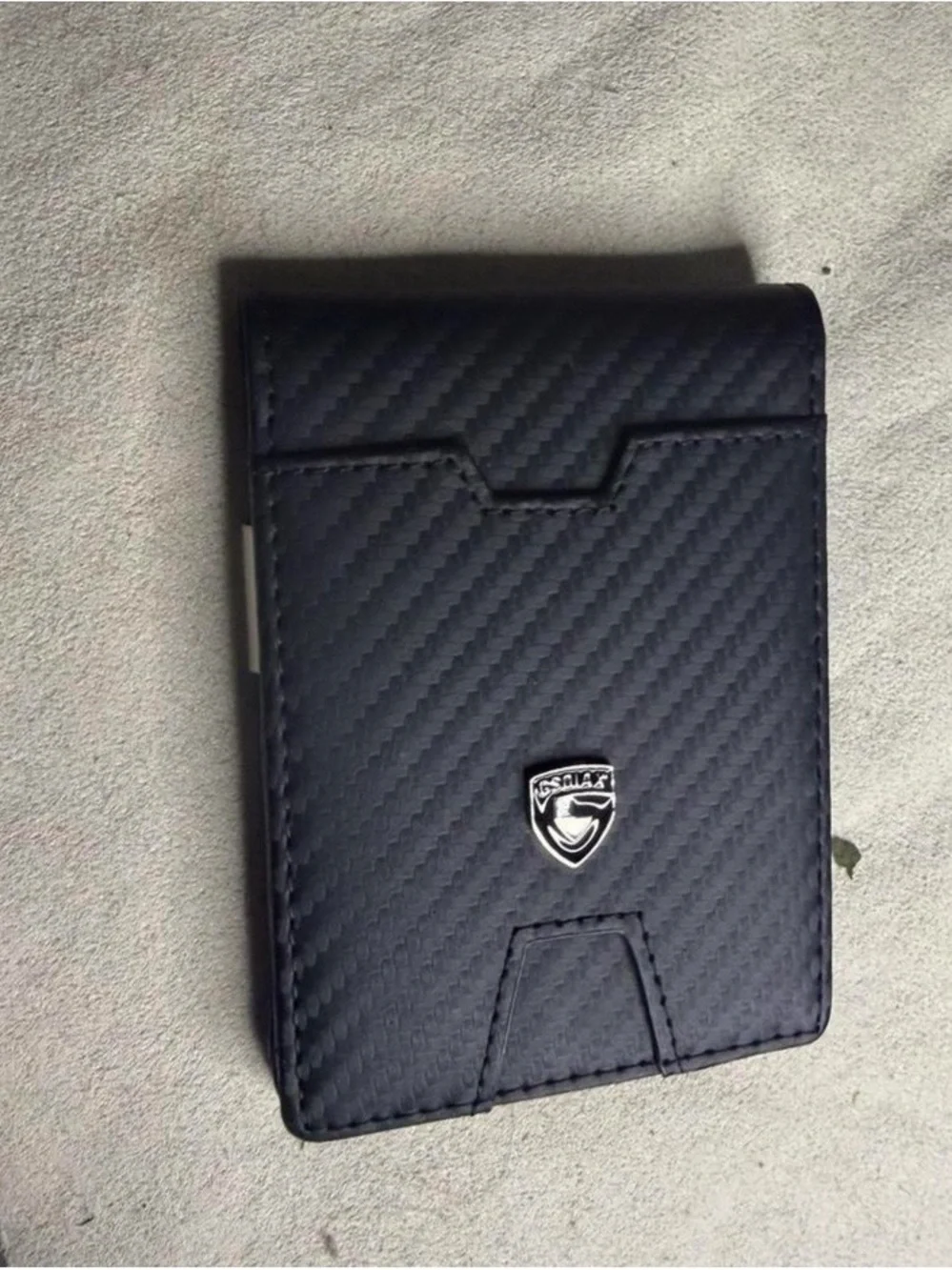 Slim Carbon-Texture Black Men's Card Holder Wallet - [Brand Unspecified]